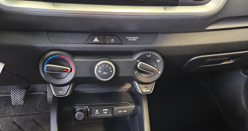 Kia Stonic cena 59900 przebieg: 91500, rok produkcji 2018 z Czersk małe 497